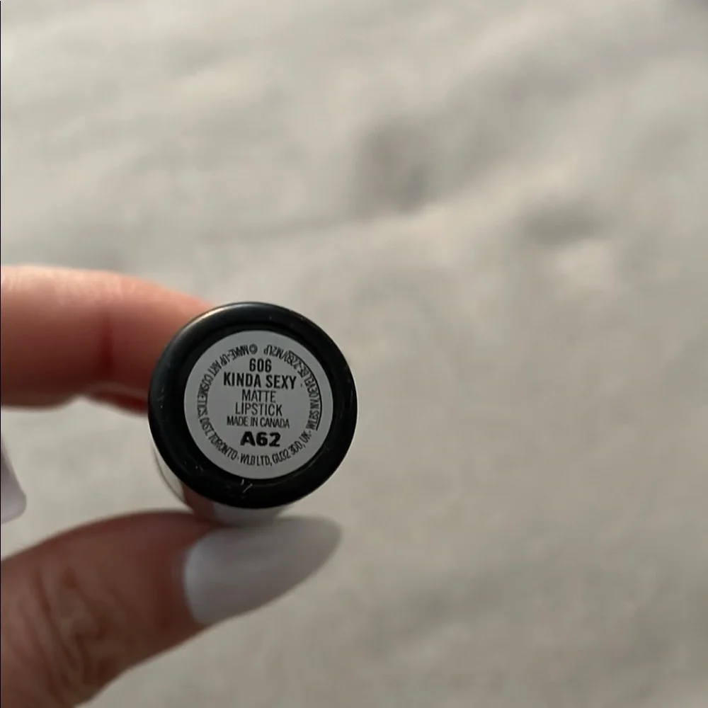✨New! MAC Cosmetics Matte Lipstick in Kinda Sexy - Picture 7 of 9